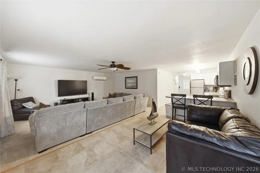 111 W Leonard Street Jay, OK 74346