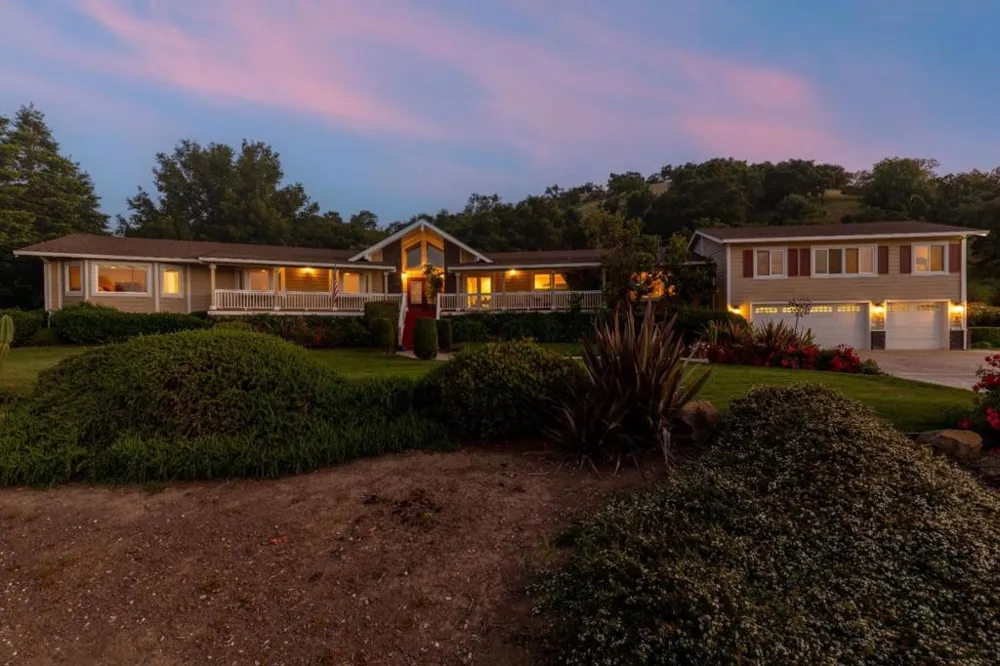 19963 Hale Avenue Morgan Hill, CA 95037