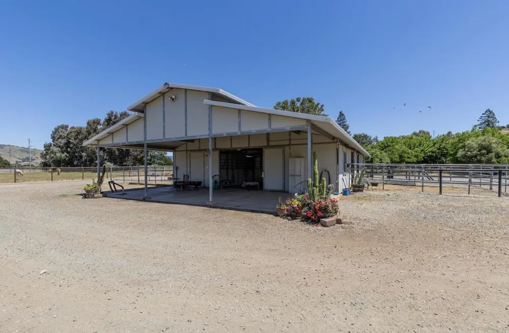 19963 Hale Avenue Morgan Hill, CA 95037