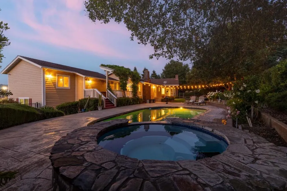 19963 Hale Avenue Morgan Hill, CA 95037