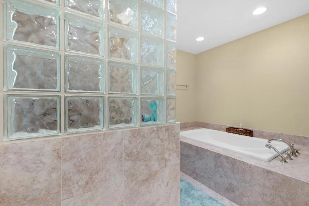 19963 Hale Avenue Morgan Hill, CA 95037