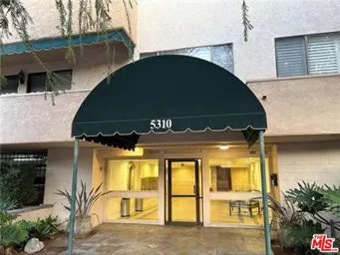 5310 Zelzah Avenue #303