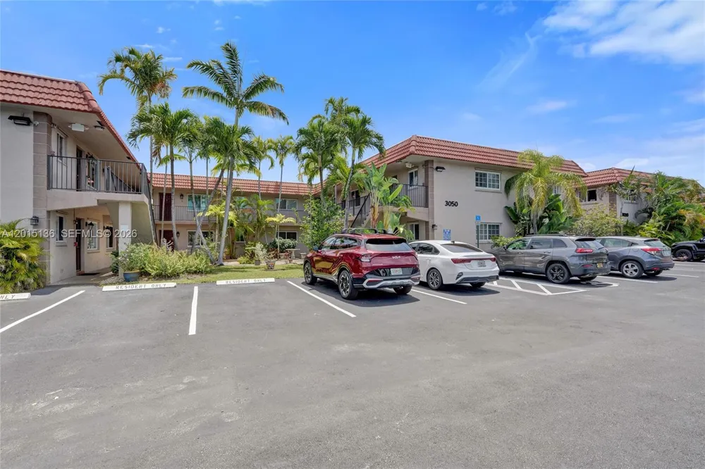 3050 NE 5th Ter #13 Wilton Manors, FL 33334