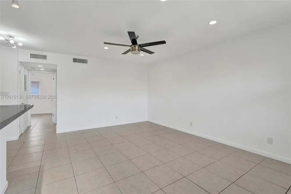3050 NE 5th Ter #13 Wilton Manors, FL 33334