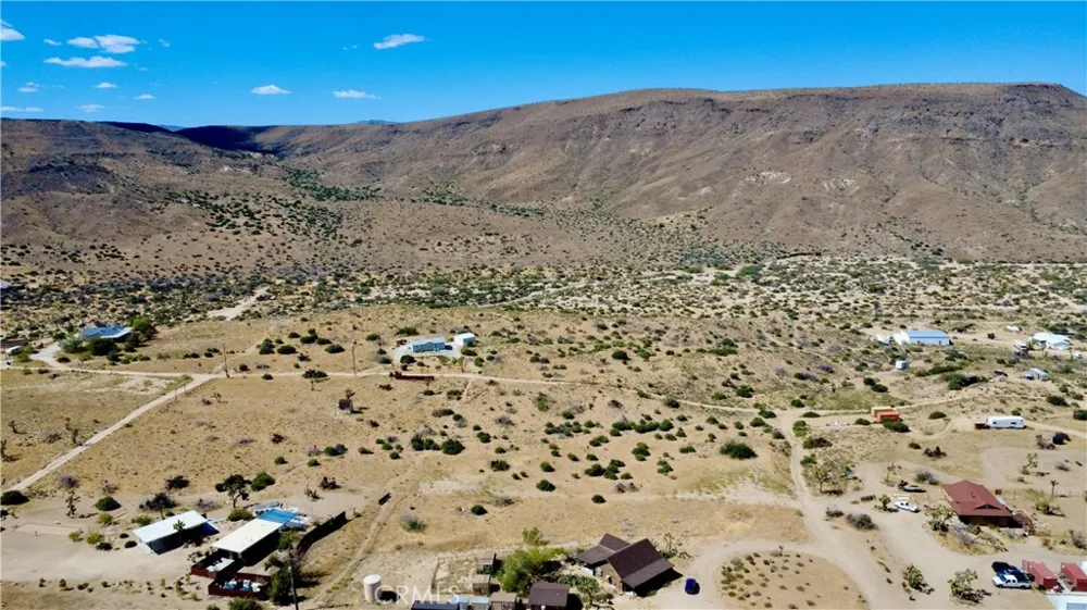 5134 William S Hart Road Pioneertown, CA 92268