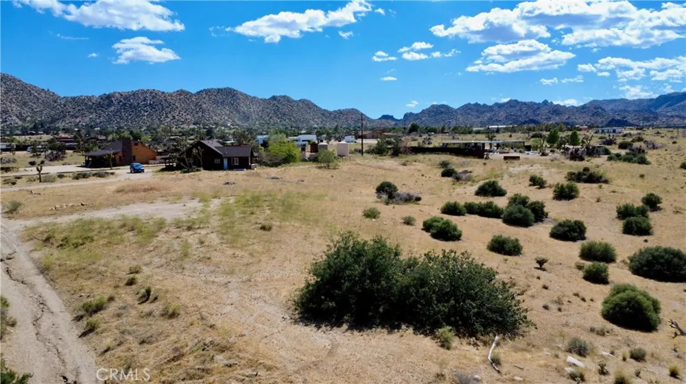 5134 William S Hart Road Pioneertown, CA 92268