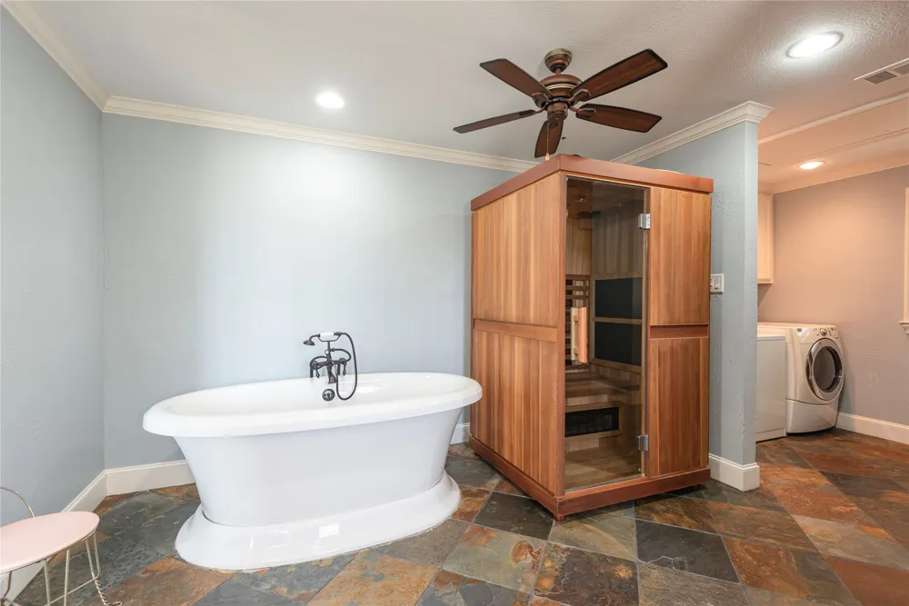 4142 County Road 1001 McKinney, TX 75071