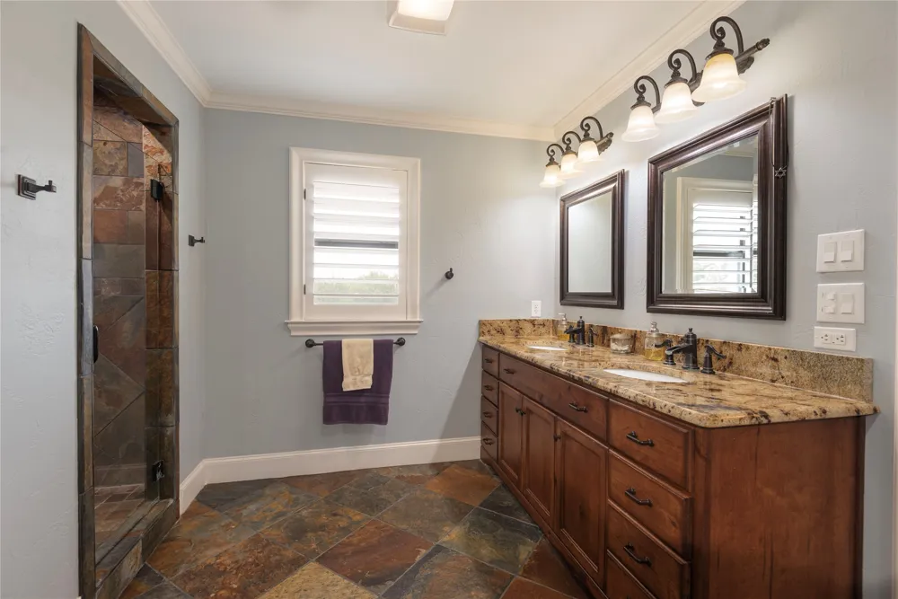 4142 County Road 1001 McKinney, TX 75071
