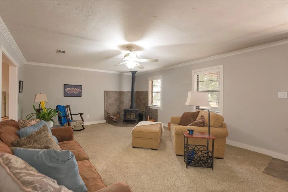 4142 County Road 1001 McKinney, TX 75071