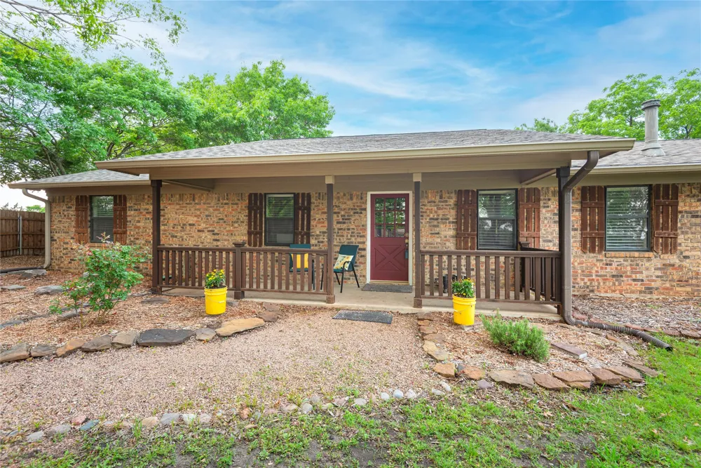 4142 County Road 1001 McKinney, TX 75071