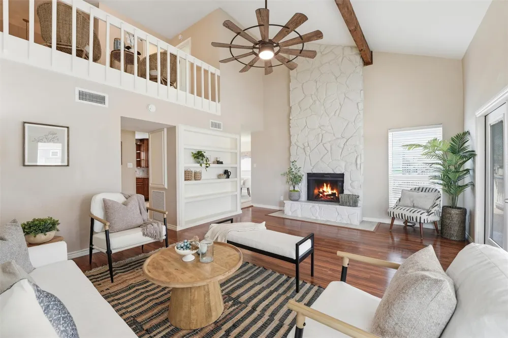 13684 Mutiny Lane Galveston, TX 77554