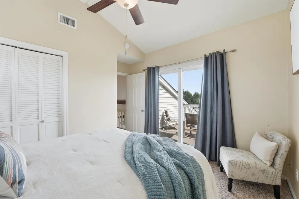13684 Mutiny Lane Galveston, TX 77554