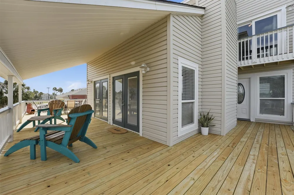 13684 Mutiny Lane Galveston, TX 77554