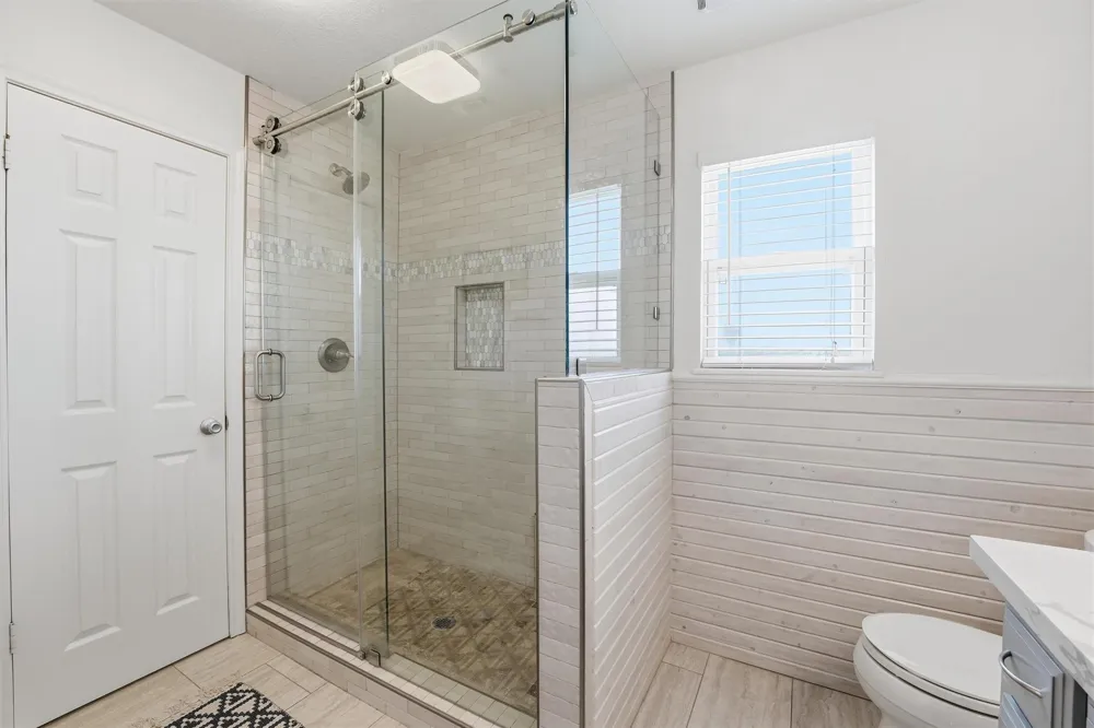 13684 Mutiny Lane Galveston, TX 77554