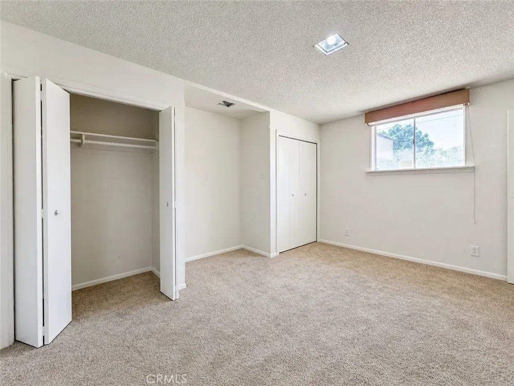 325 Sanders Street Ridgecrest, CA 93555