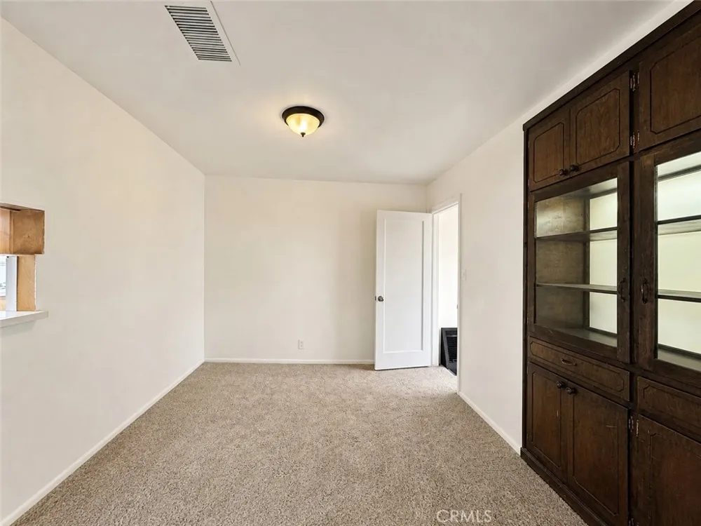 325 Sanders Street Ridgecrest, CA 93555
