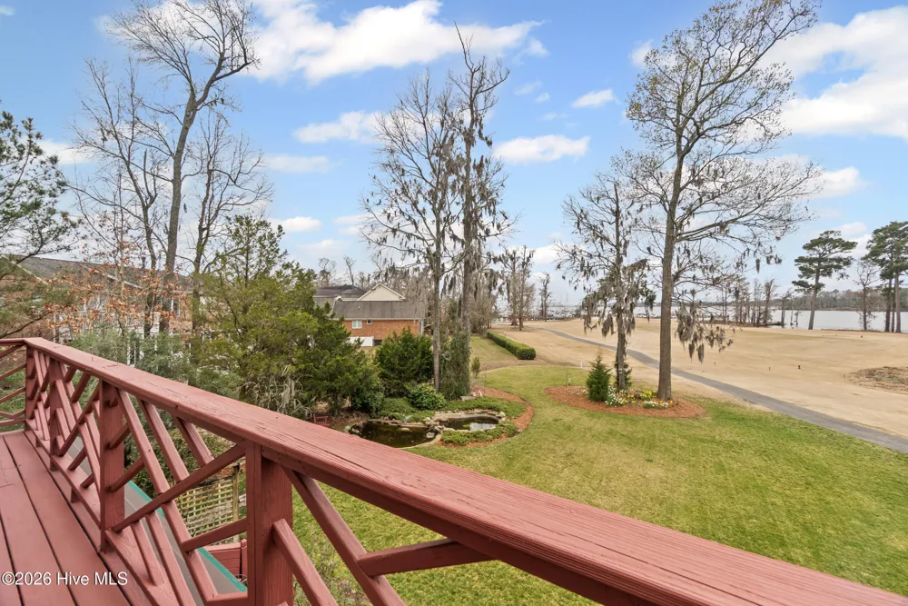 107 Chowan Circle Hertford, NC 27944