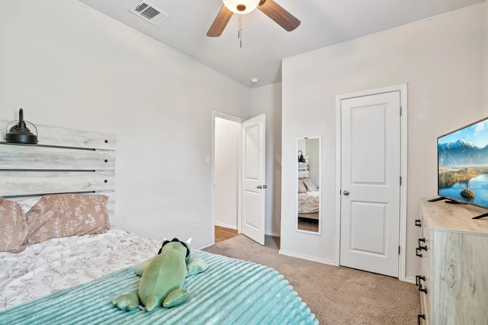 15535 Clove Spice Way Von Ormy, TX 78073