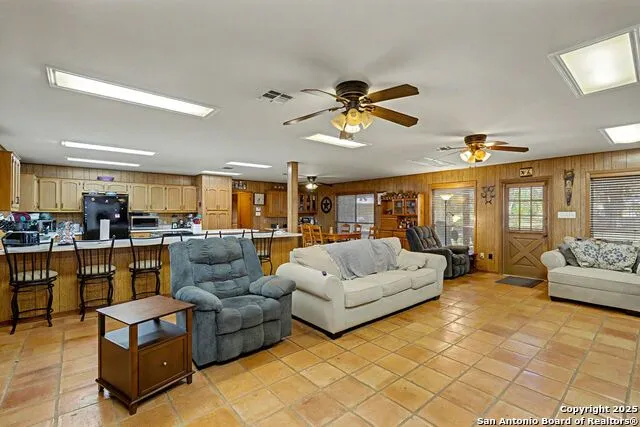 307 Us Highway 87 Stockdale, TX 78160