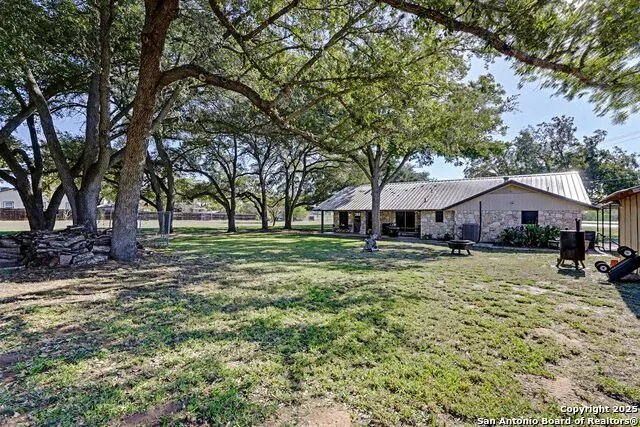 307 Us Highway 87 Stockdale, TX 78160