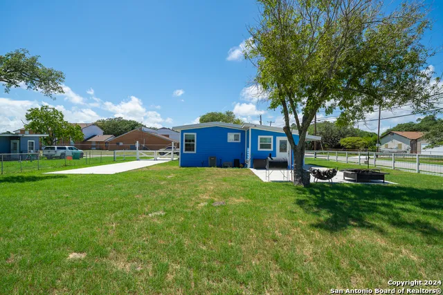 1403 S McCampbell Aransas Pass, TX 78336
