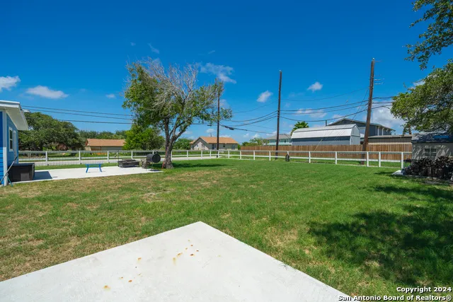 1403 S McCampbell Aransas Pass, TX 78336