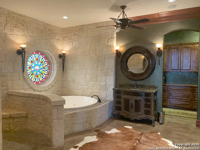 0 Pvt Rd 2412 Hondo, TX 78861