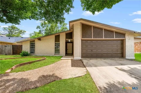 5001 Wedgewood Drive