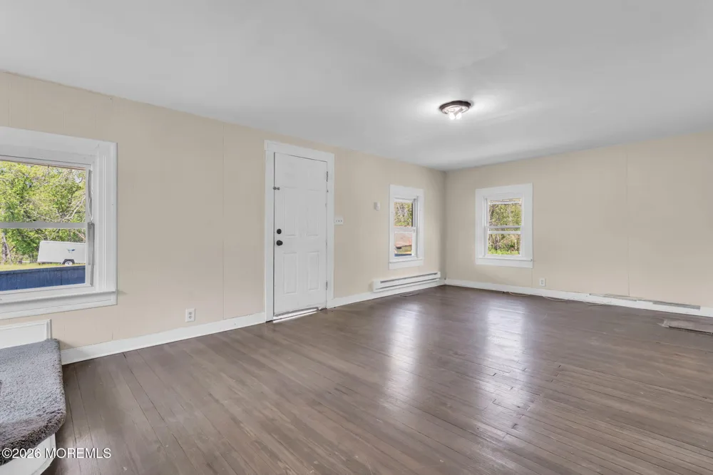 9 Arneytown Hornerstown Road Upper Freehold, NJ 08501