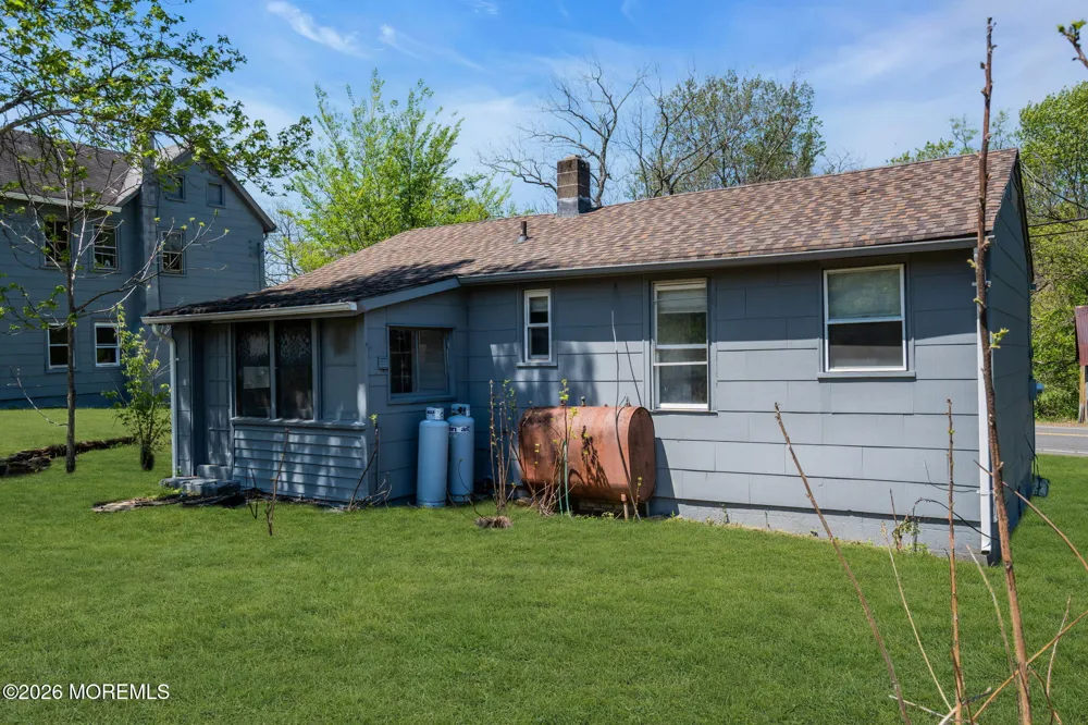 9 Arneytown Hornerstown Road Upper Freehold, NJ 08501