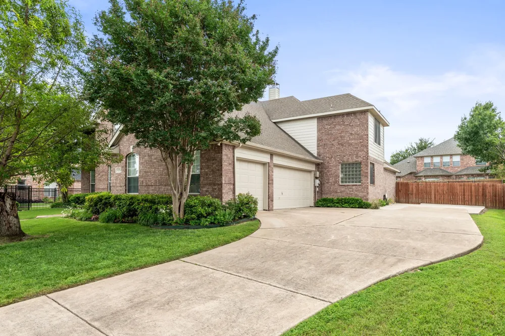 929 Brentwood Drive Murphy, TX 75094