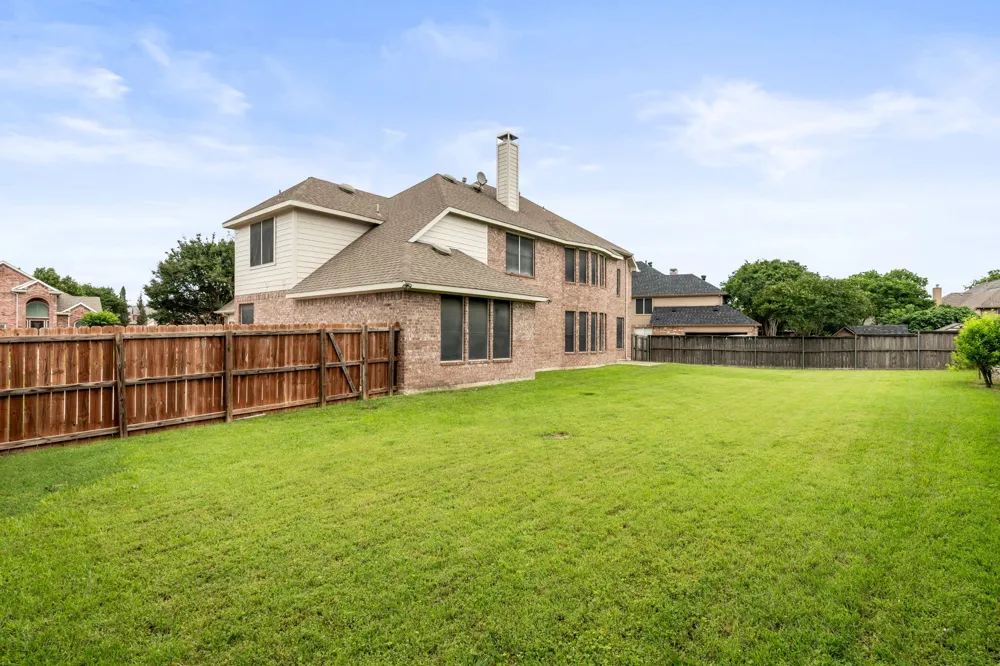 929 Brentwood Drive Murphy, TX 75094