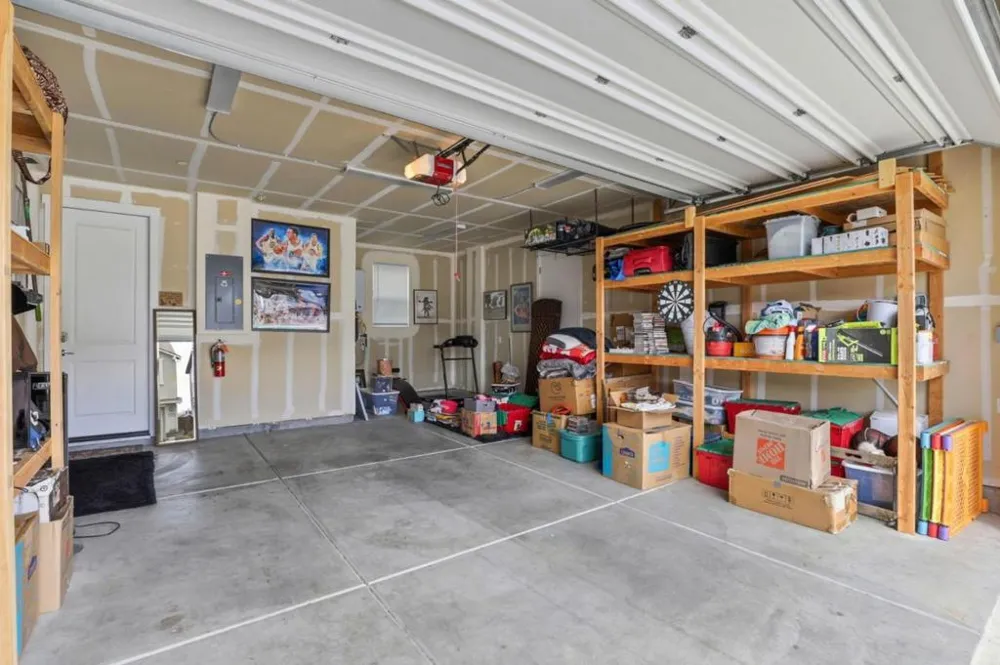 894 Brennan Way Hollister, CA 95023