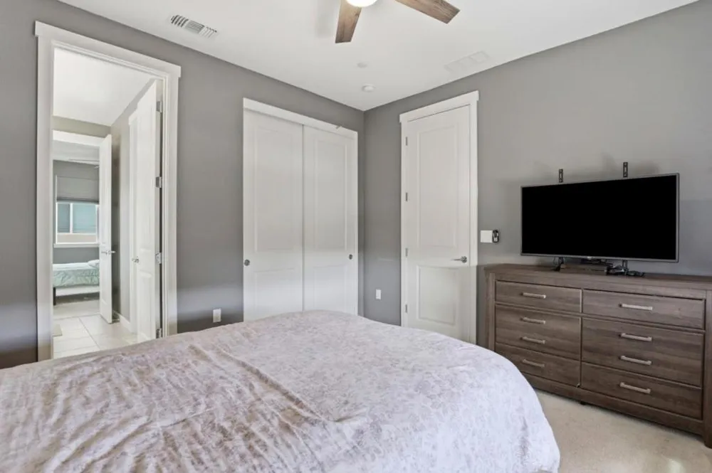 894 Brennan Way Hollister, CA 95023