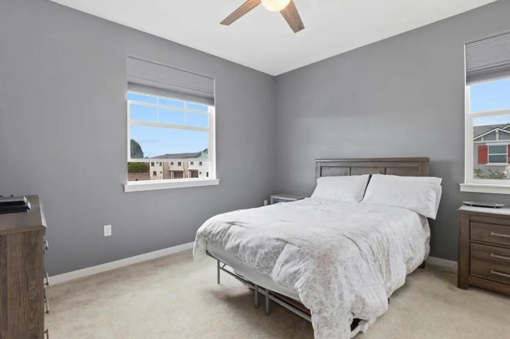 894 Brennan Way Hollister, CA 95023