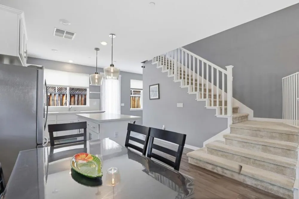 894 Brennan Way Hollister, CA 95023