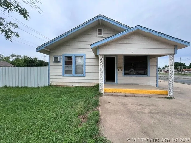 14 W Francis Street Madill, OK 73446