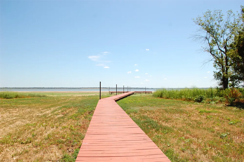 7137 COUNTY ROAD 4042 Kemp, TX 75143