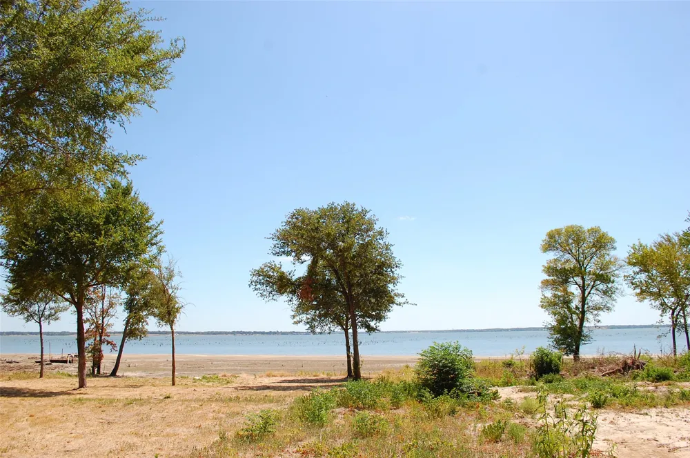 7137 COUNTY ROAD 4042 Kemp, TX 75143