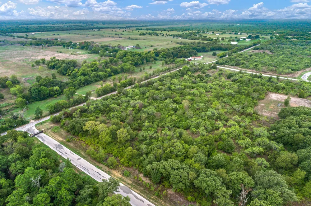 7137 COUNTY ROAD 4042 Kemp, TX 75143