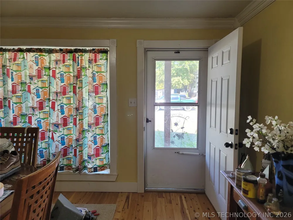 416036 La Vista Drive Checotah, OK 74426