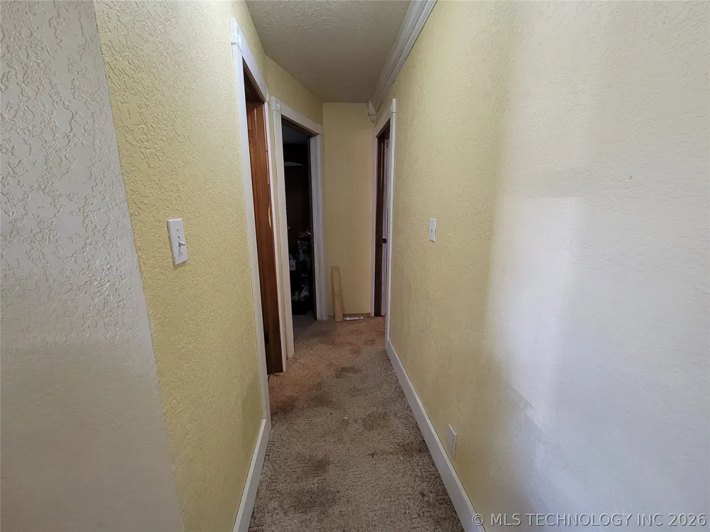 416036 La Vista Drive Checotah, OK 74426