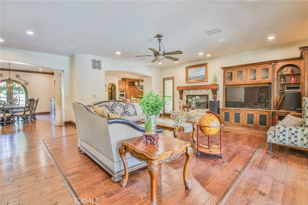 1488 Lemon Bradbury, CA 91008