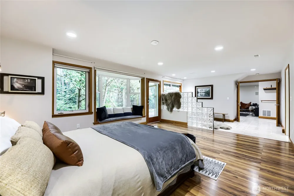 18314 320th Avenue NE Duvall, WA 98019