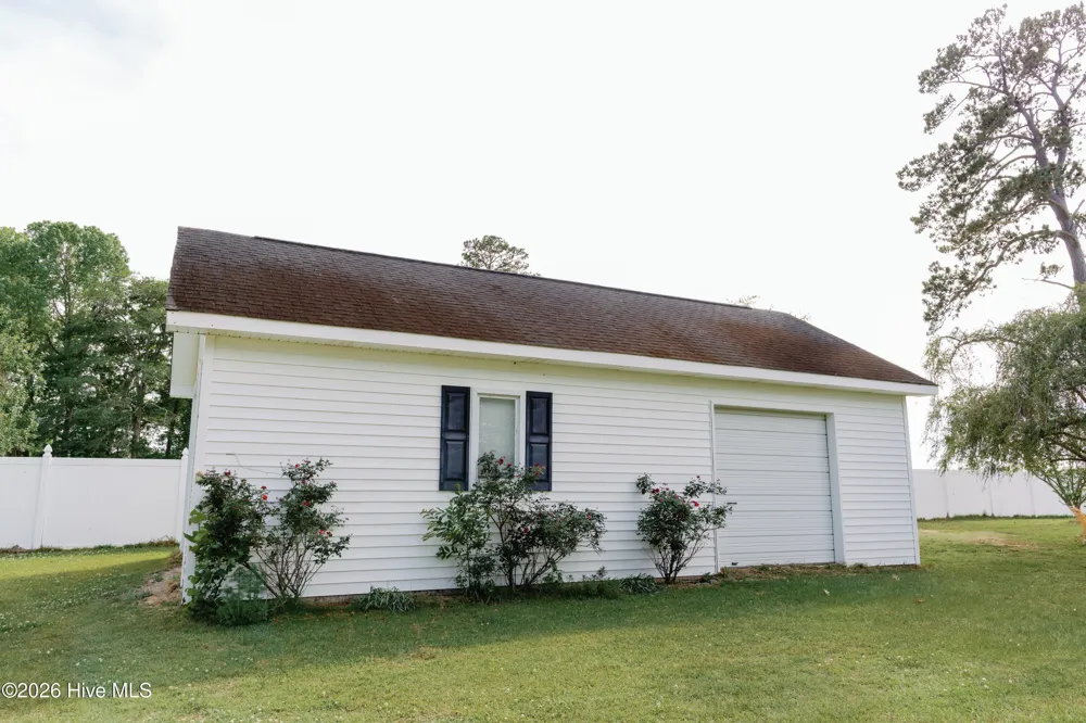 674 Brooks Road Bath, NC 27808