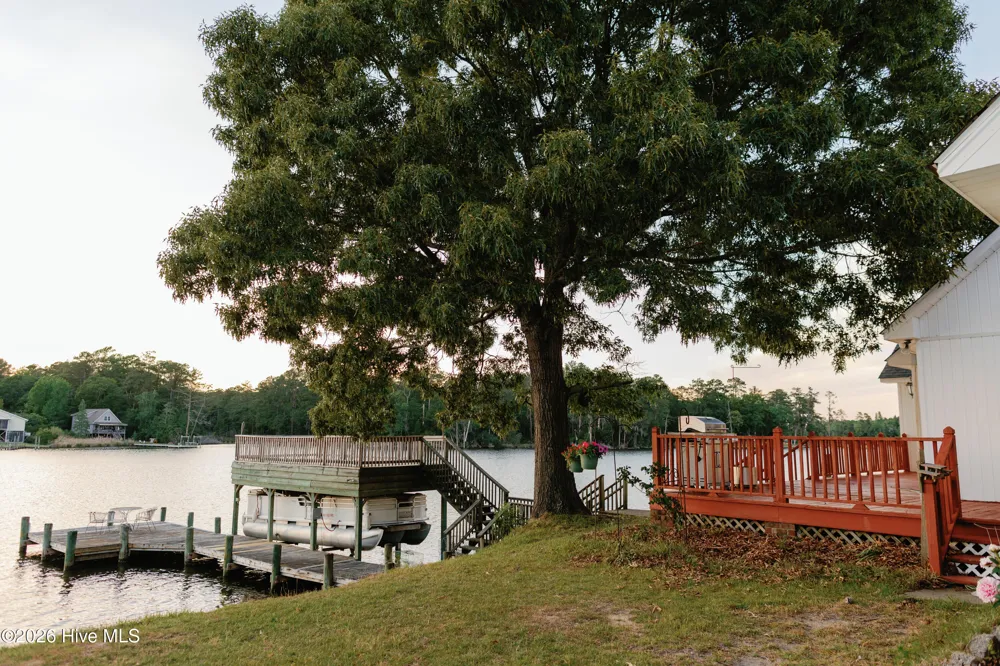674 Brooks Road Bath, NC 27808