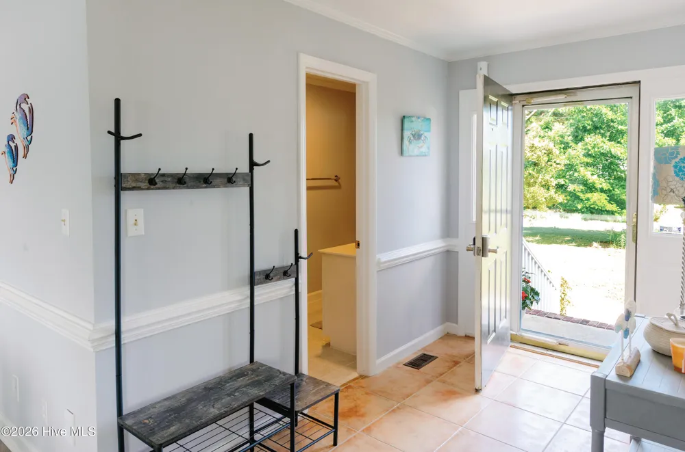 674 Brooks Road Bath, NC 27808