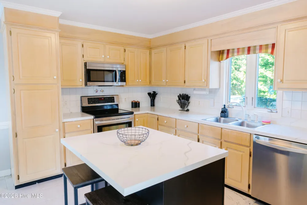 674 Brooks Road Bath, NC 27808