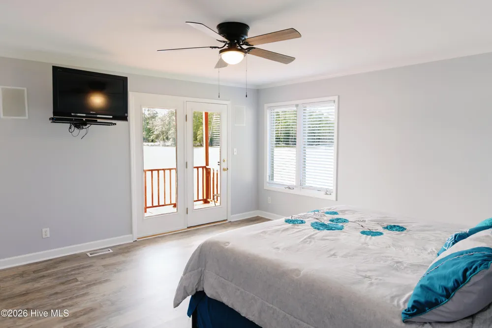 674 Brooks Road Bath, NC 27808