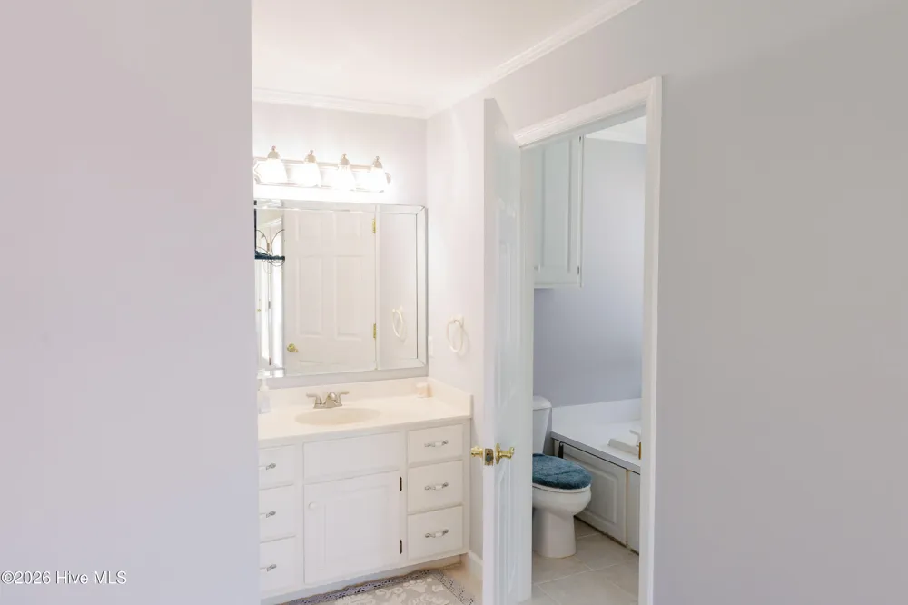 674 Brooks Road Bath, NC 27808